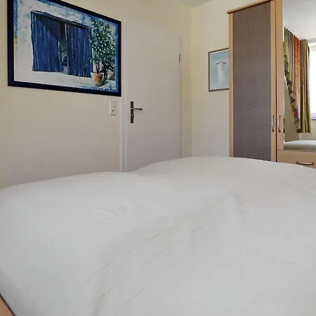Apartment Haus Am Park 42 Kuehlungsborn